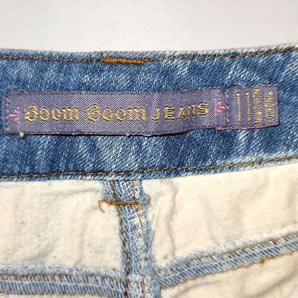 Y2K Fashion: Boom Boom Jean Shorts Sz. 11 - Picture 7 of 13